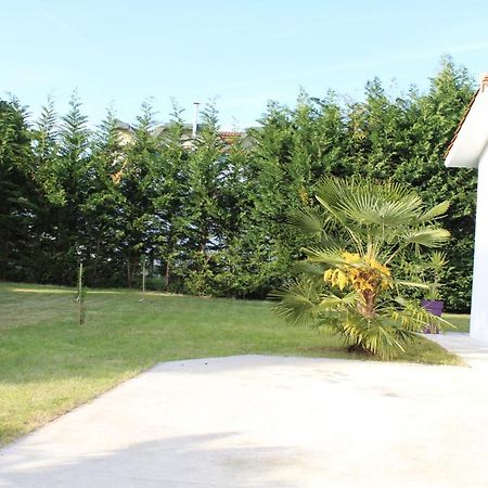 Hotel Les Tresors De Lizzie Coutras Exterior foto