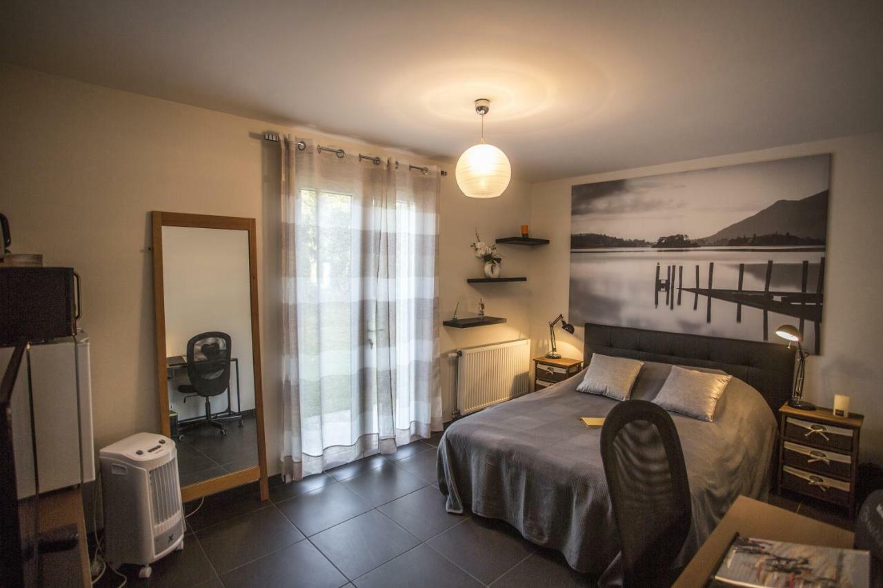 Hotel Les Tresors De Lizzie Coutras Exterior foto
