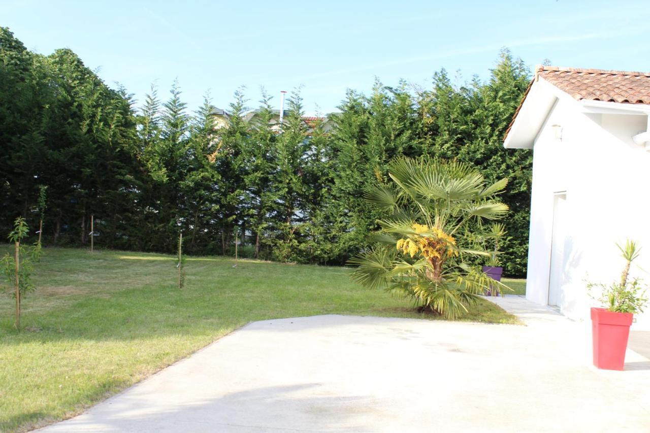 Hotel Les Tresors De Lizzie Coutras Exterior foto